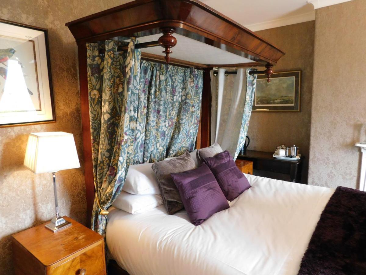Deluxe Double Room Bath