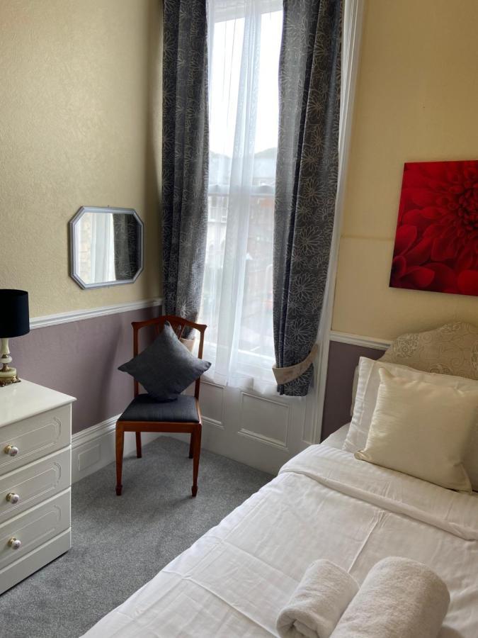 Budget Single Room