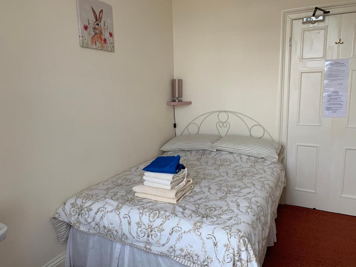 Double Room Private External Bathroom