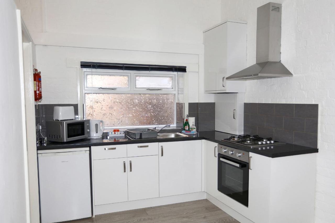 Apartment 5