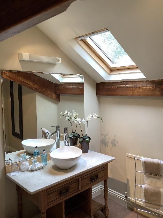 Double Room Private Bathroom