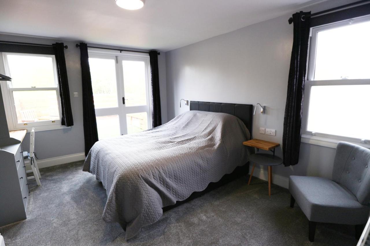 Deluxe Double Room with Balcony,1113281430:JPEG