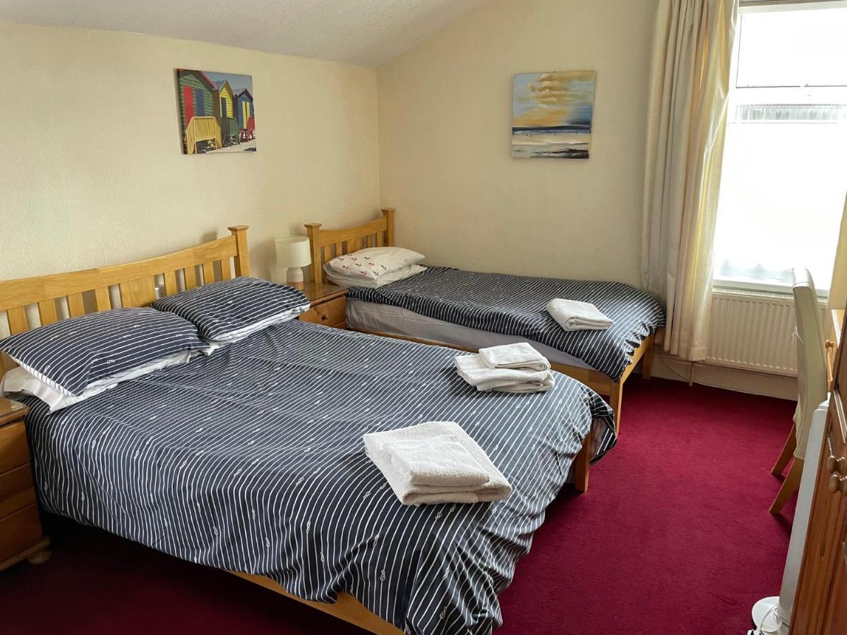 Comfort Triple Room