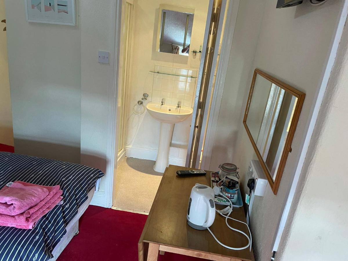 Small Twin Room