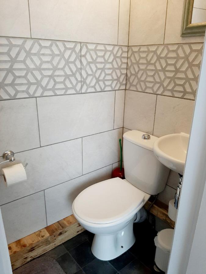 Double Room Private Bathroom