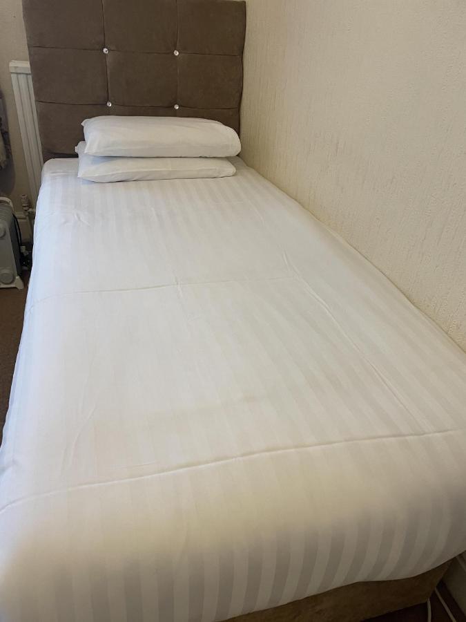 Small Single Room