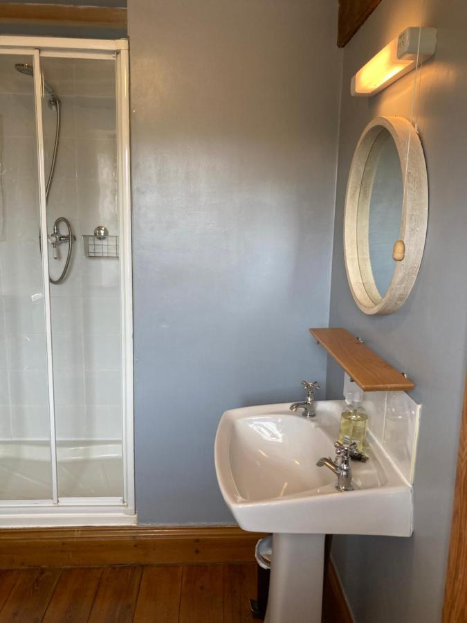 Double Room Private Bathroom