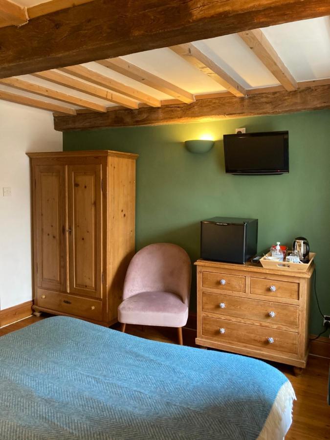 Double Room Shower