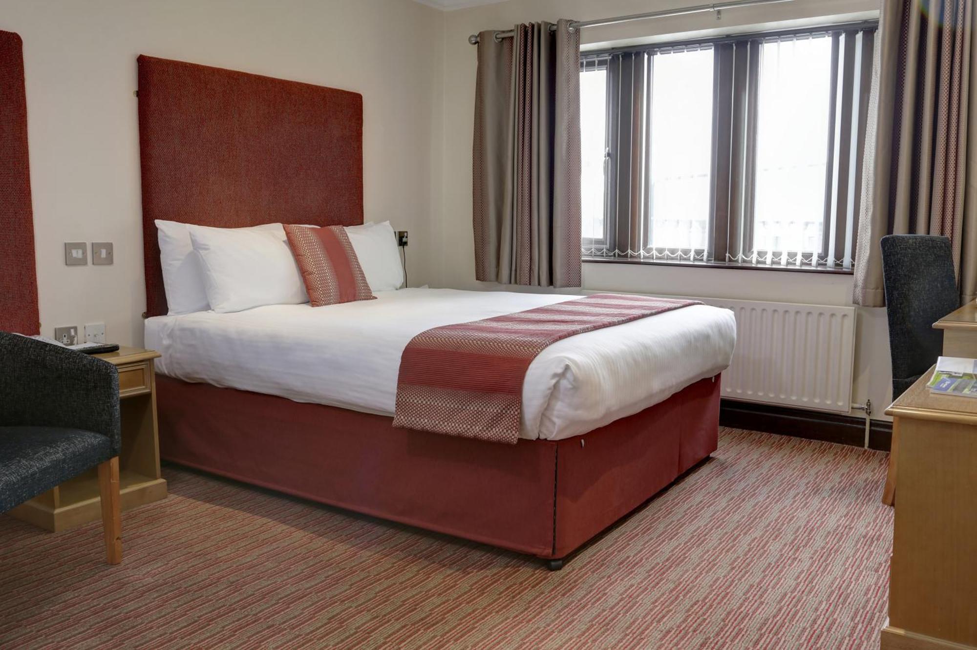 Standard King Room Extra Bed Non-Smoking