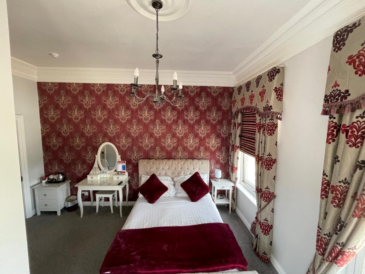 Deluxe Double Room,1262877655:JPEG