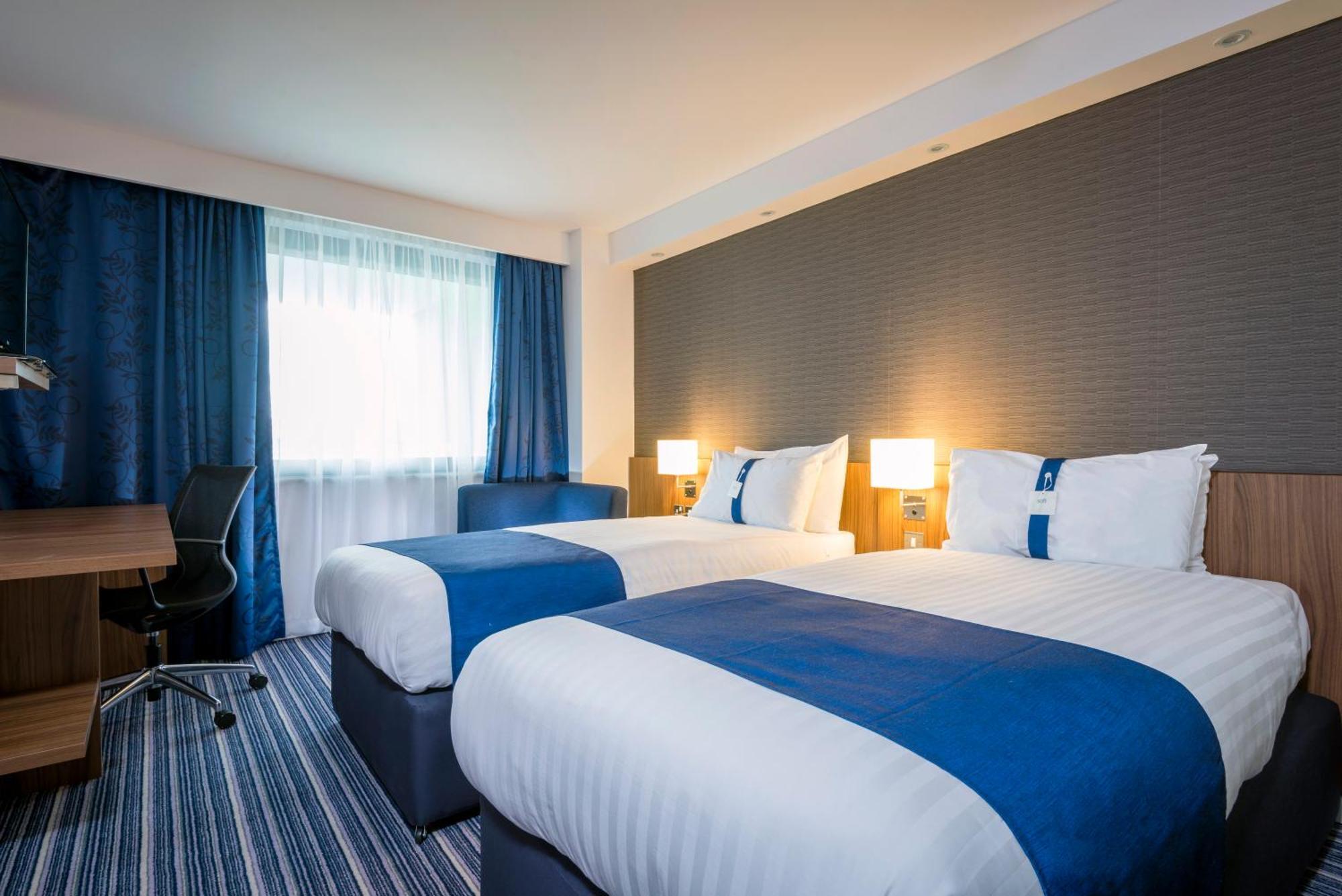 Standard Twin Room Hot
