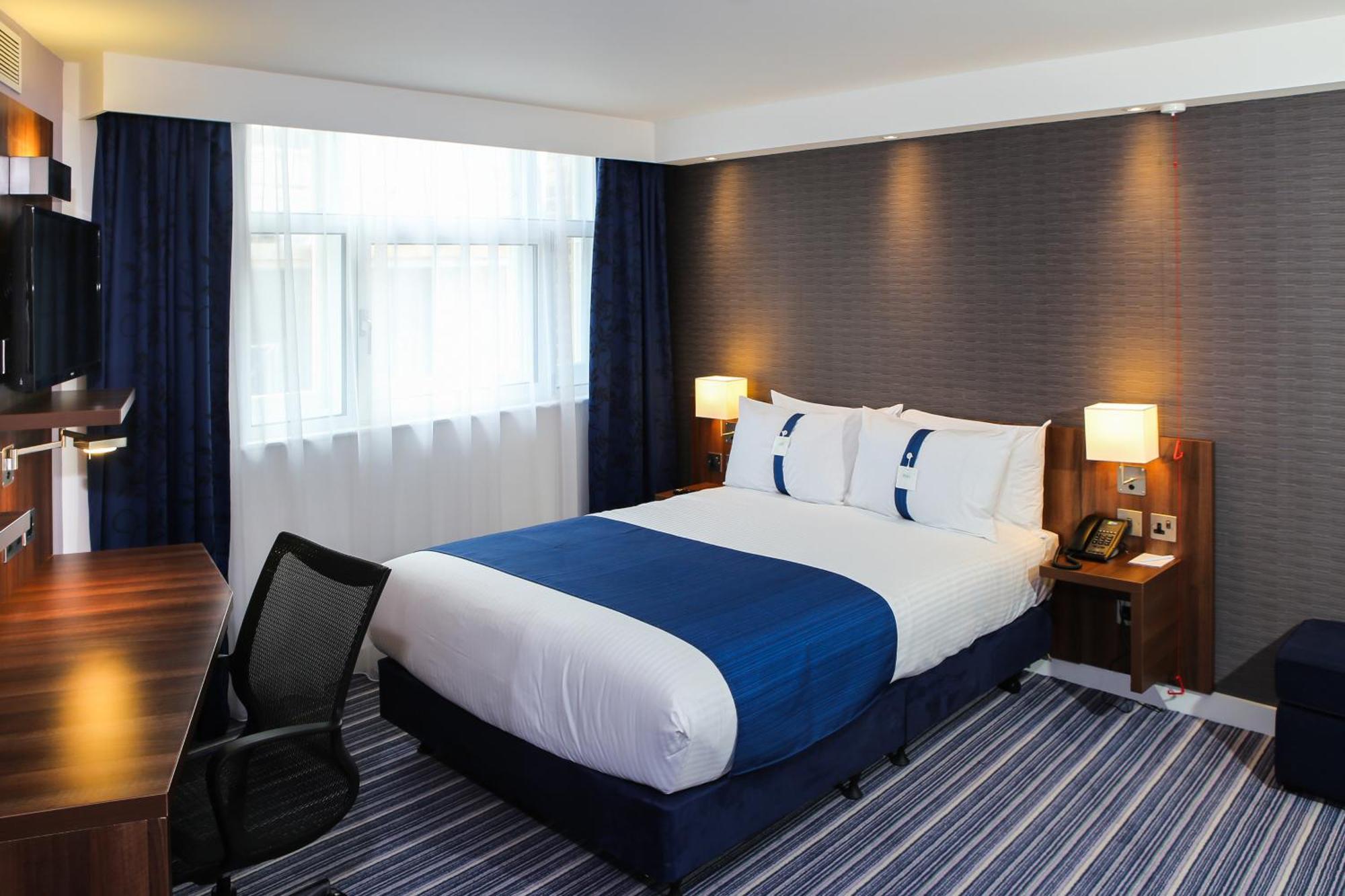 Standard Double Room Hot