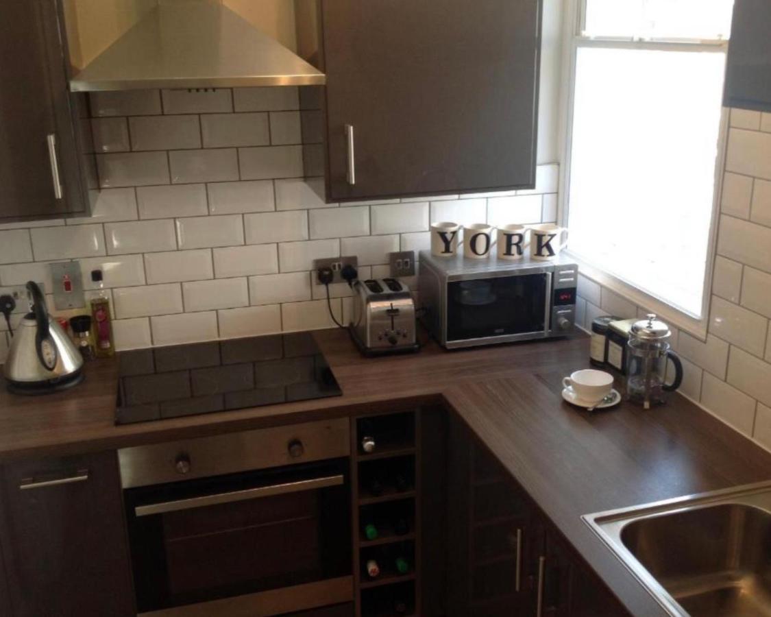 Deluxe Apartment Flat 2