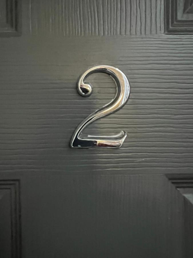 Deluxe Apartment Flat 2