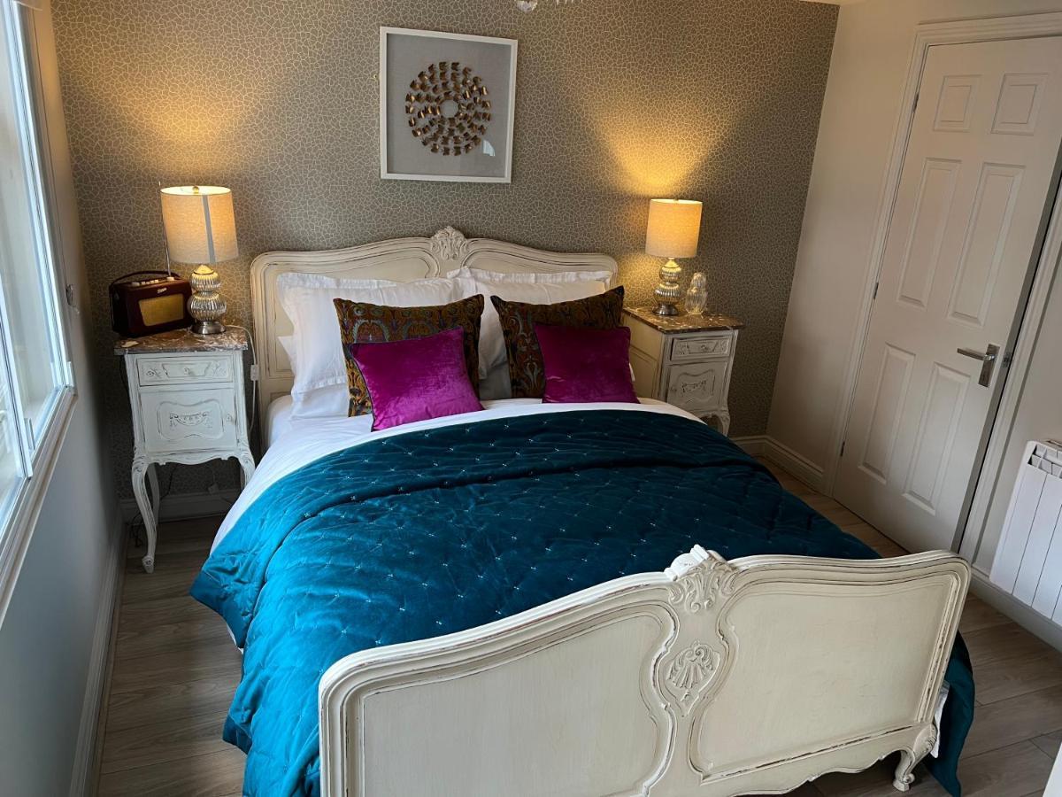 Deluxe Apartment Flat 2