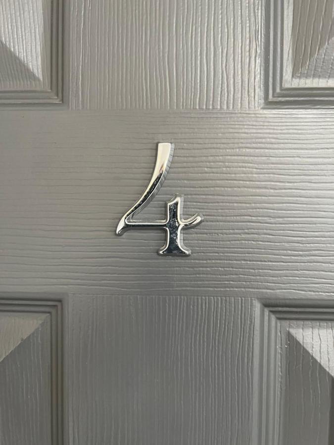 Deluxe Apartment Flat 4