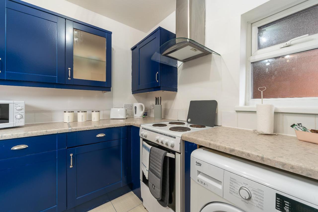 Two-Bedroom House,1309246882:JPEG