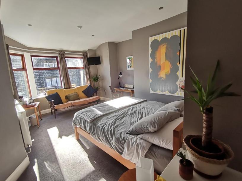 Deluxe Double Room Bath