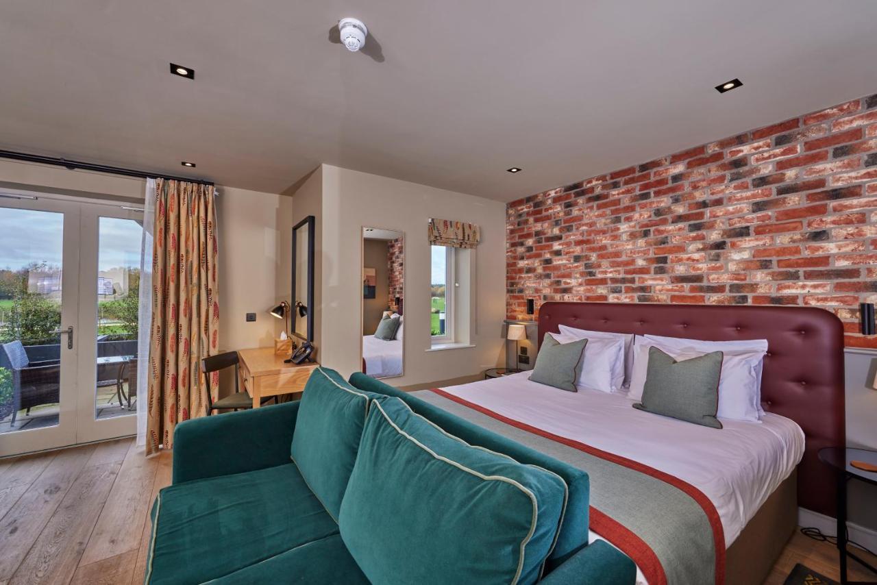 King Room Lake View