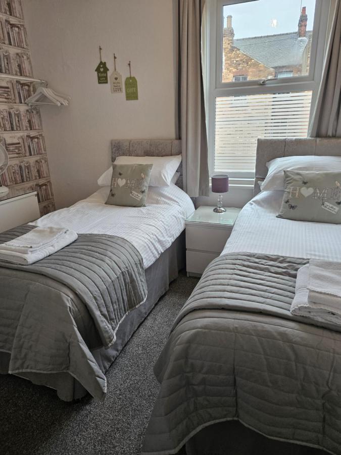 Twin Room,1359679700:JPEG