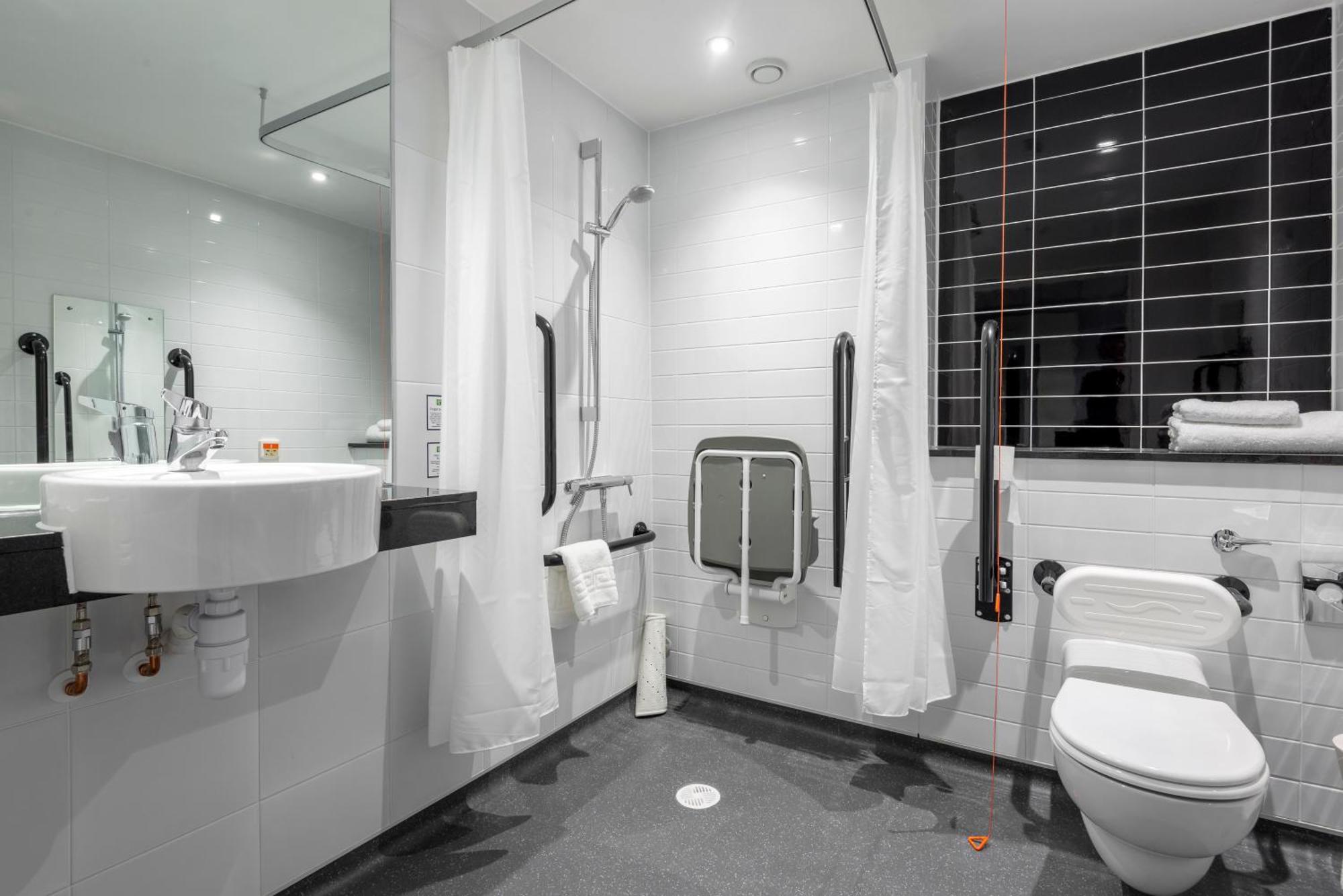 Double Room Hot Accessible