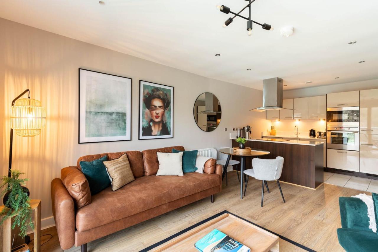 One-Bedroom Apartment No Sea view