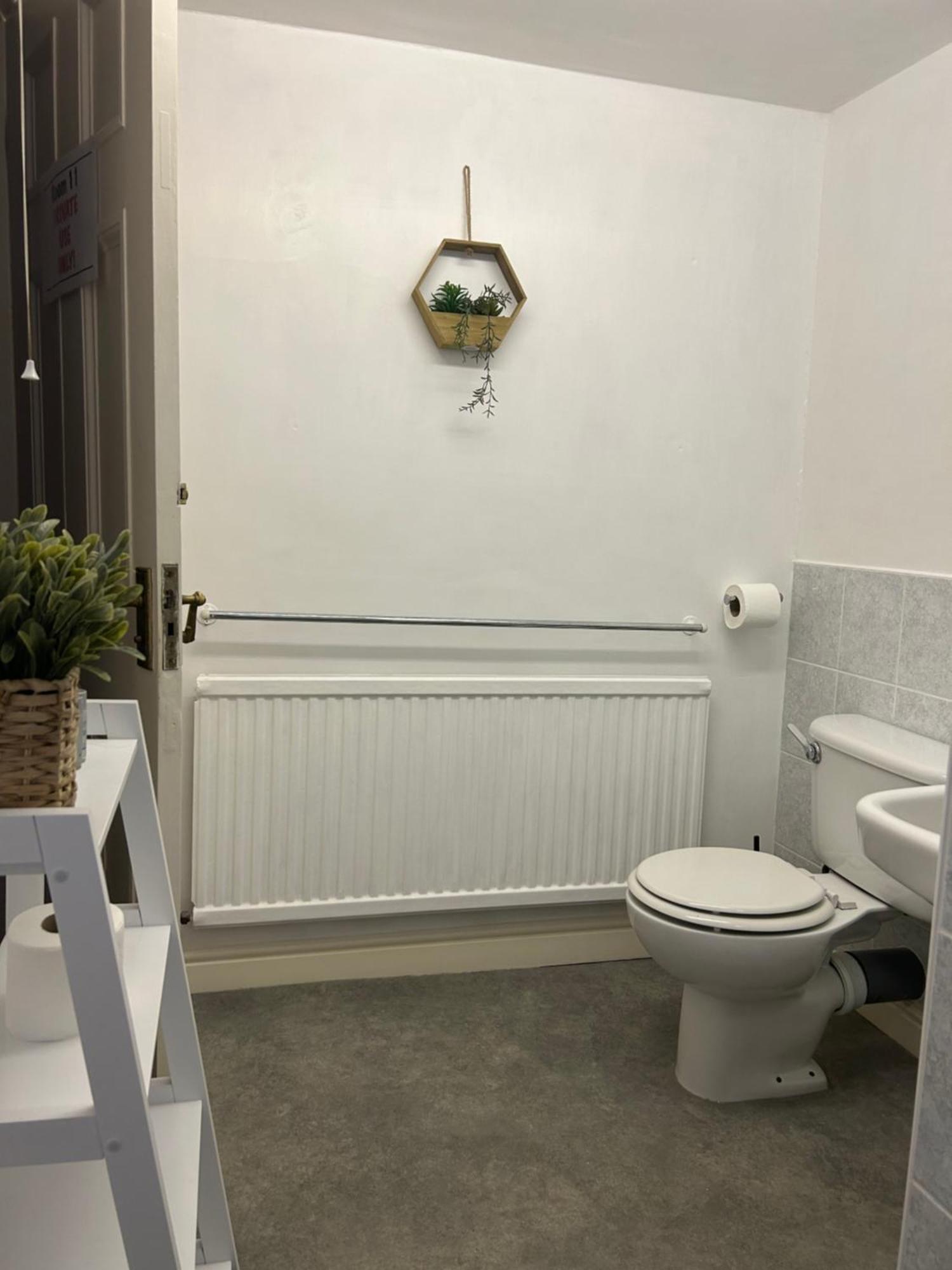 Double Room Private External Bathroom