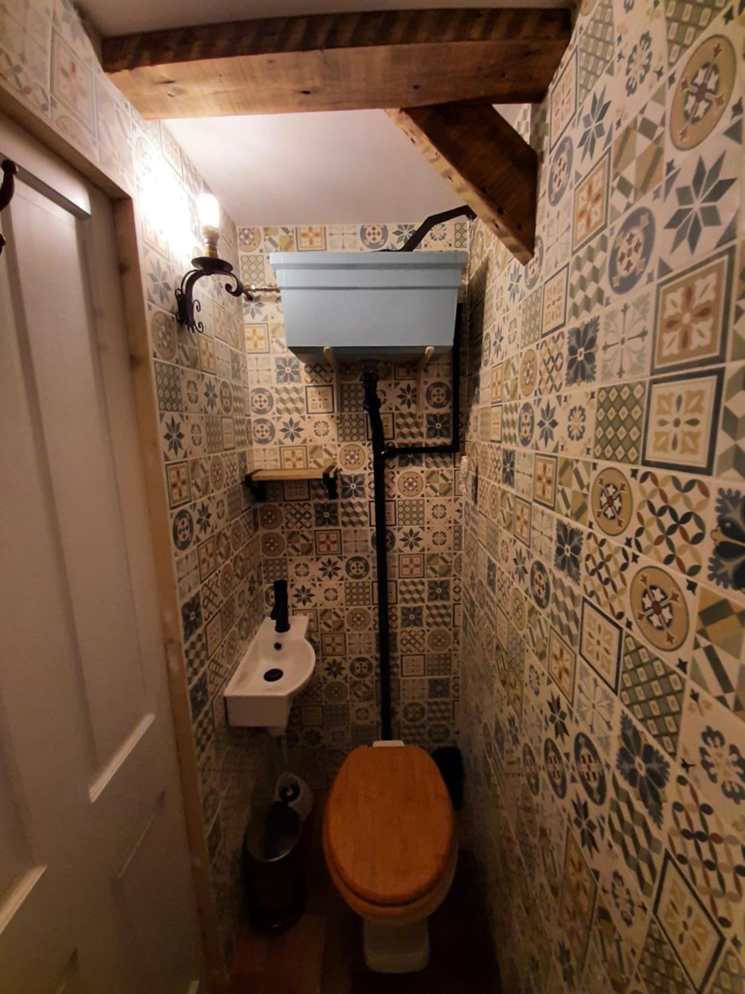 Double Room Private Bathroom