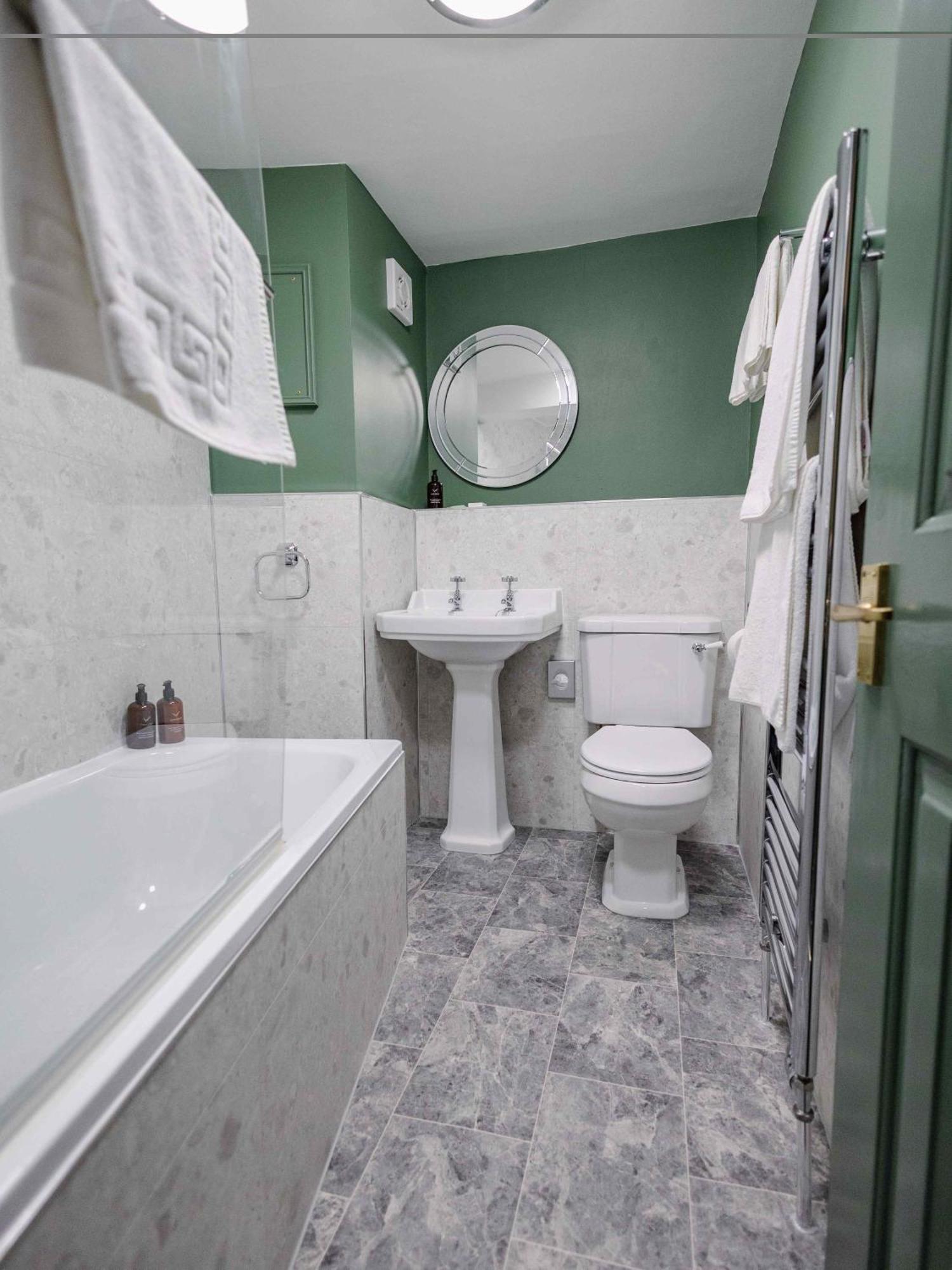 Parsonage View King Suite