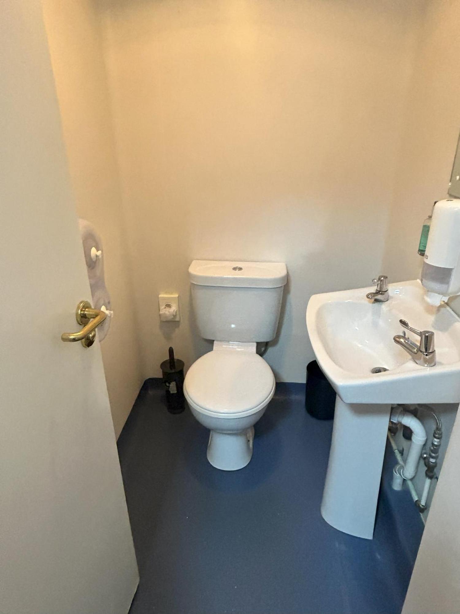 3 Bed Private Room Ensuite