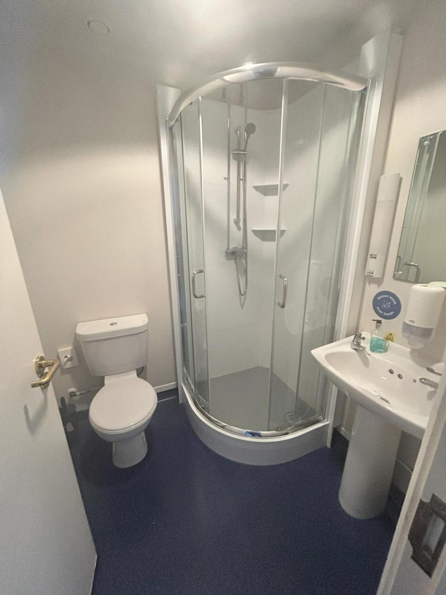 2 Bed Private Room Ensuite