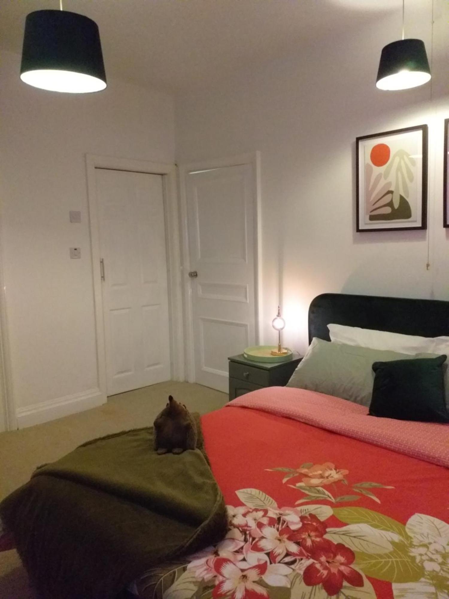 Double Room Private Bathroom