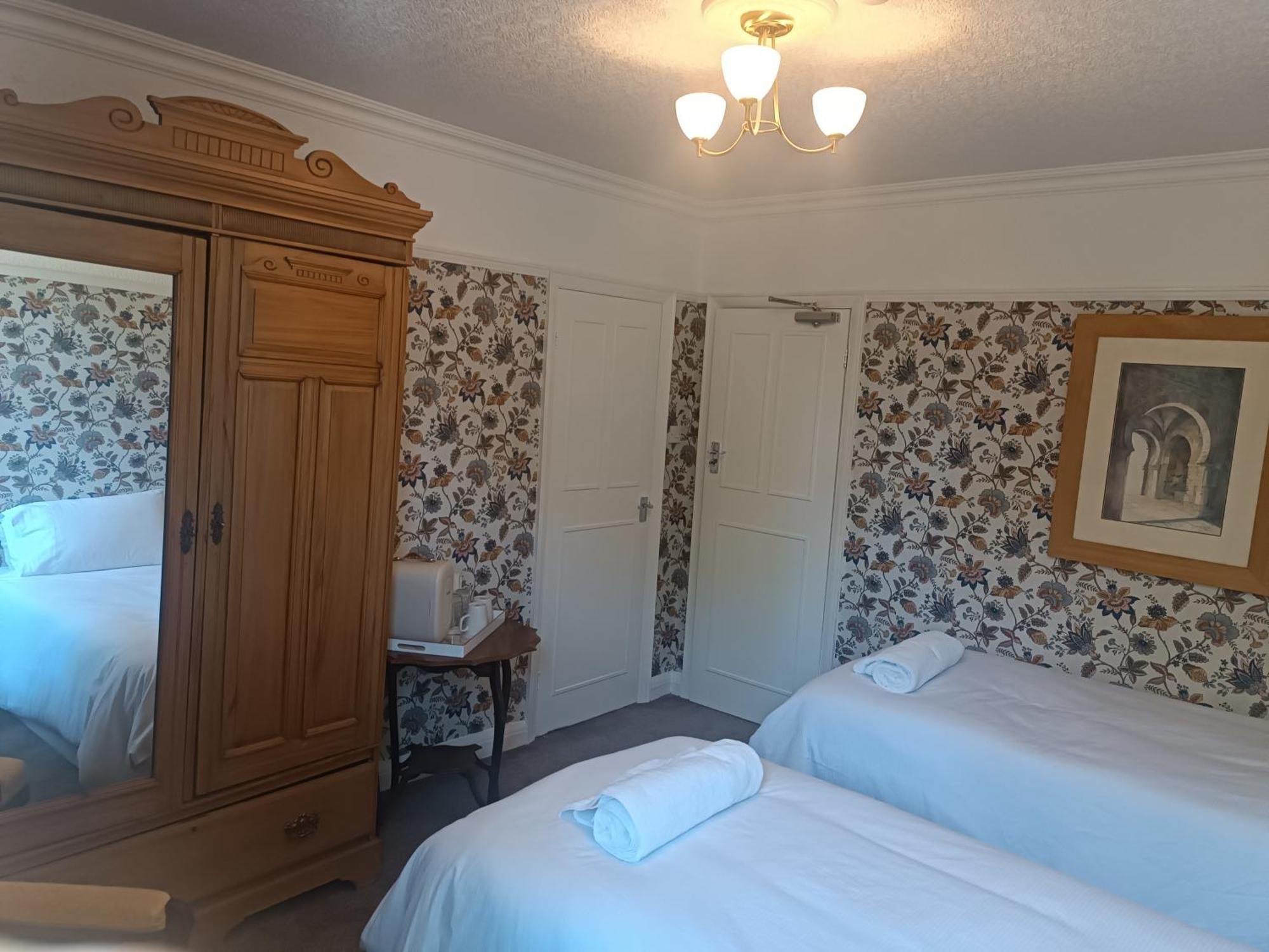 King Room Garden View