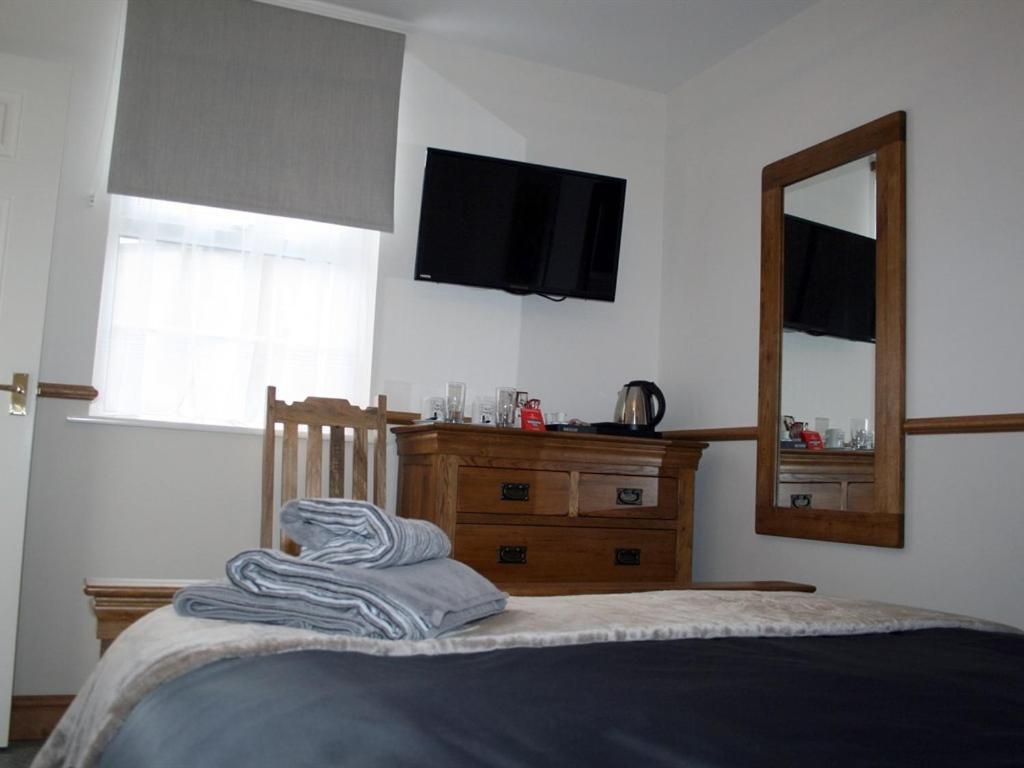 Double Room Private Bathroom