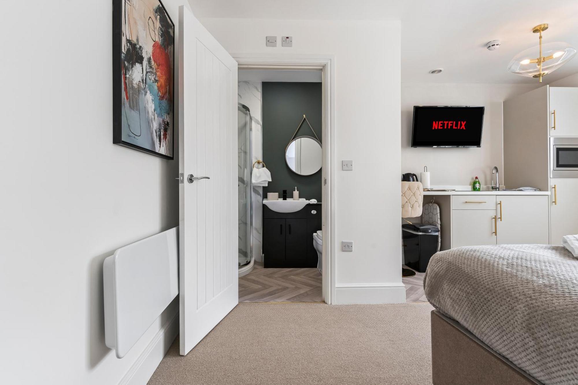 Deluxe Apartment
