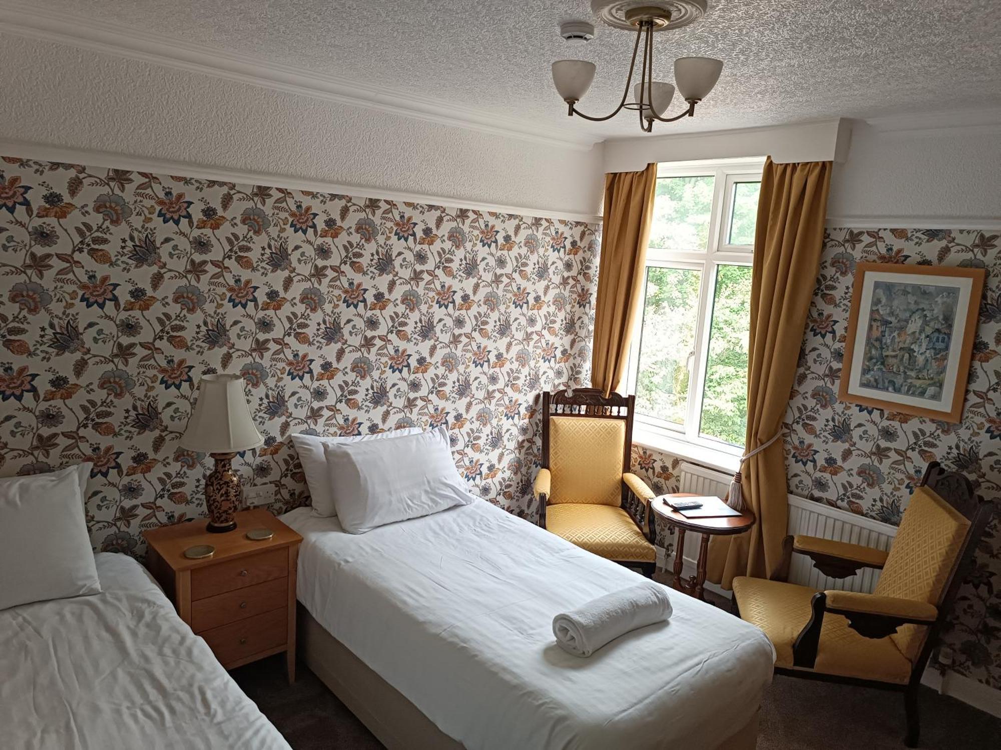 King Room Garden View