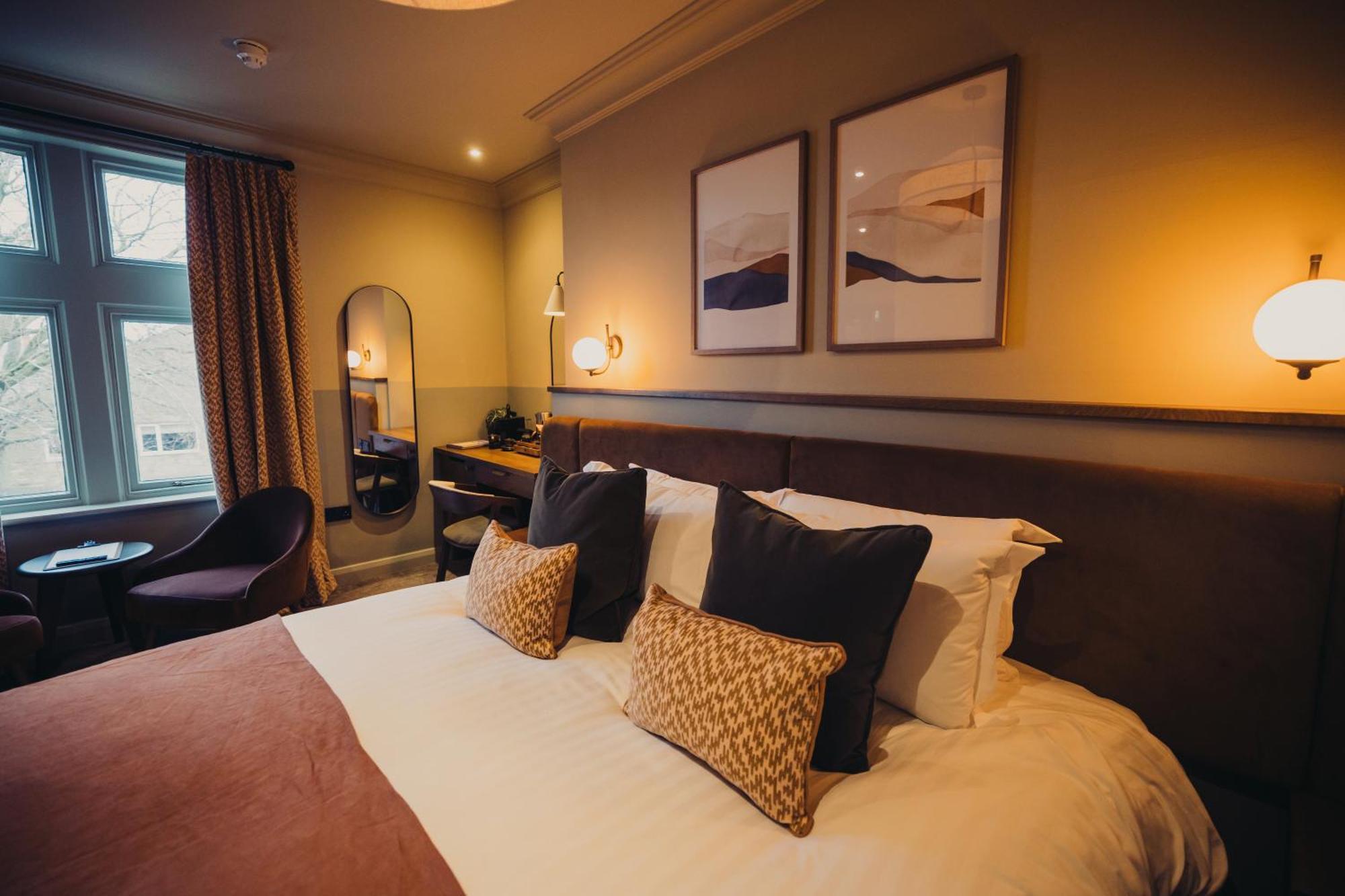 King Room,1642966527:JPEG