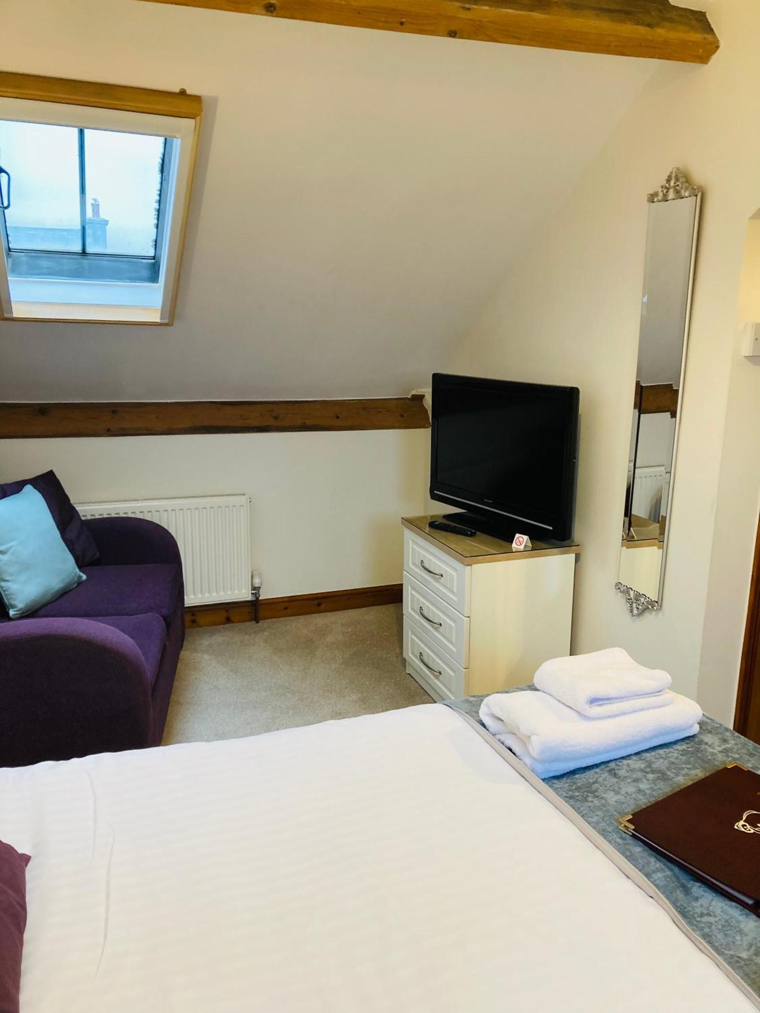 Large Double Room