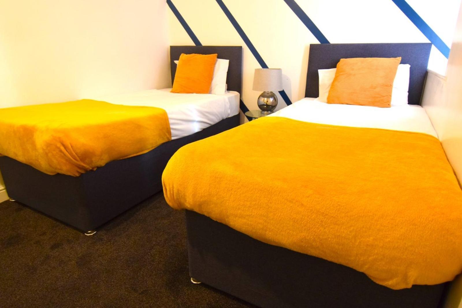 Standard Twin Room