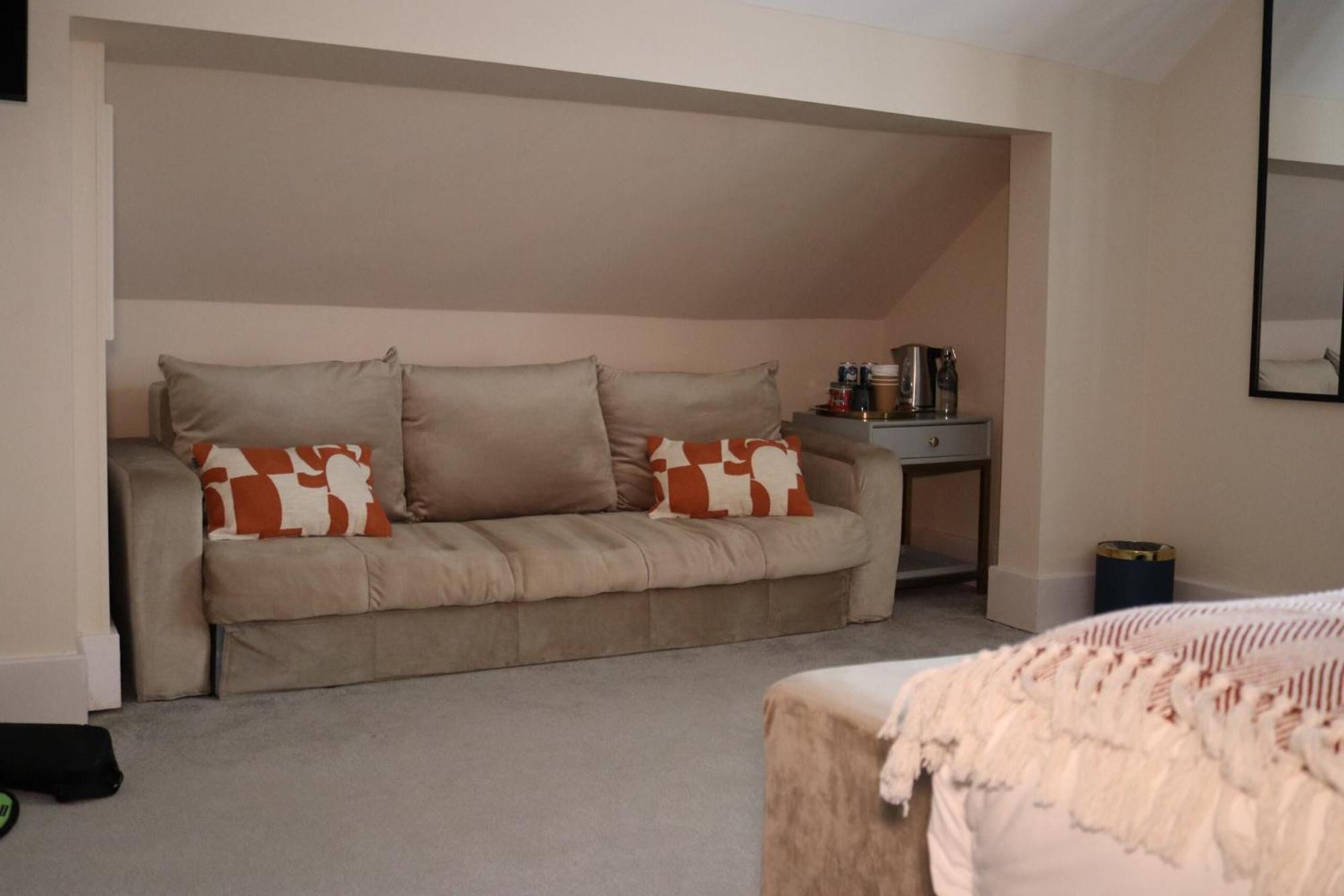 Superior King Room