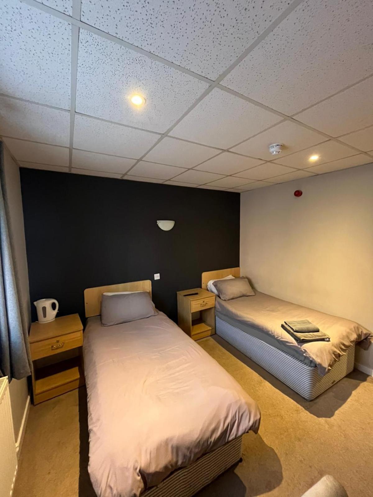 Standard Twin Room,1705592025:JPEG