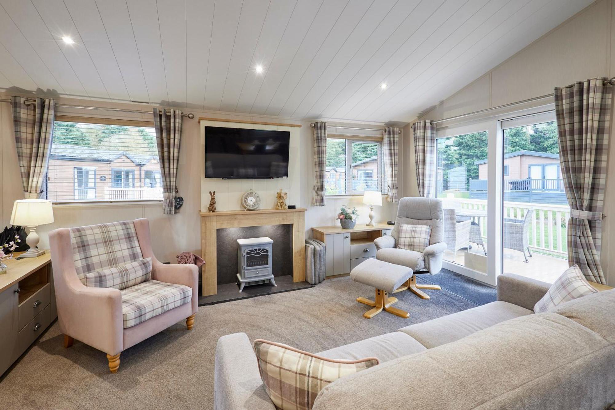 Two-Bedroom Lodge,1731679047:JPEG