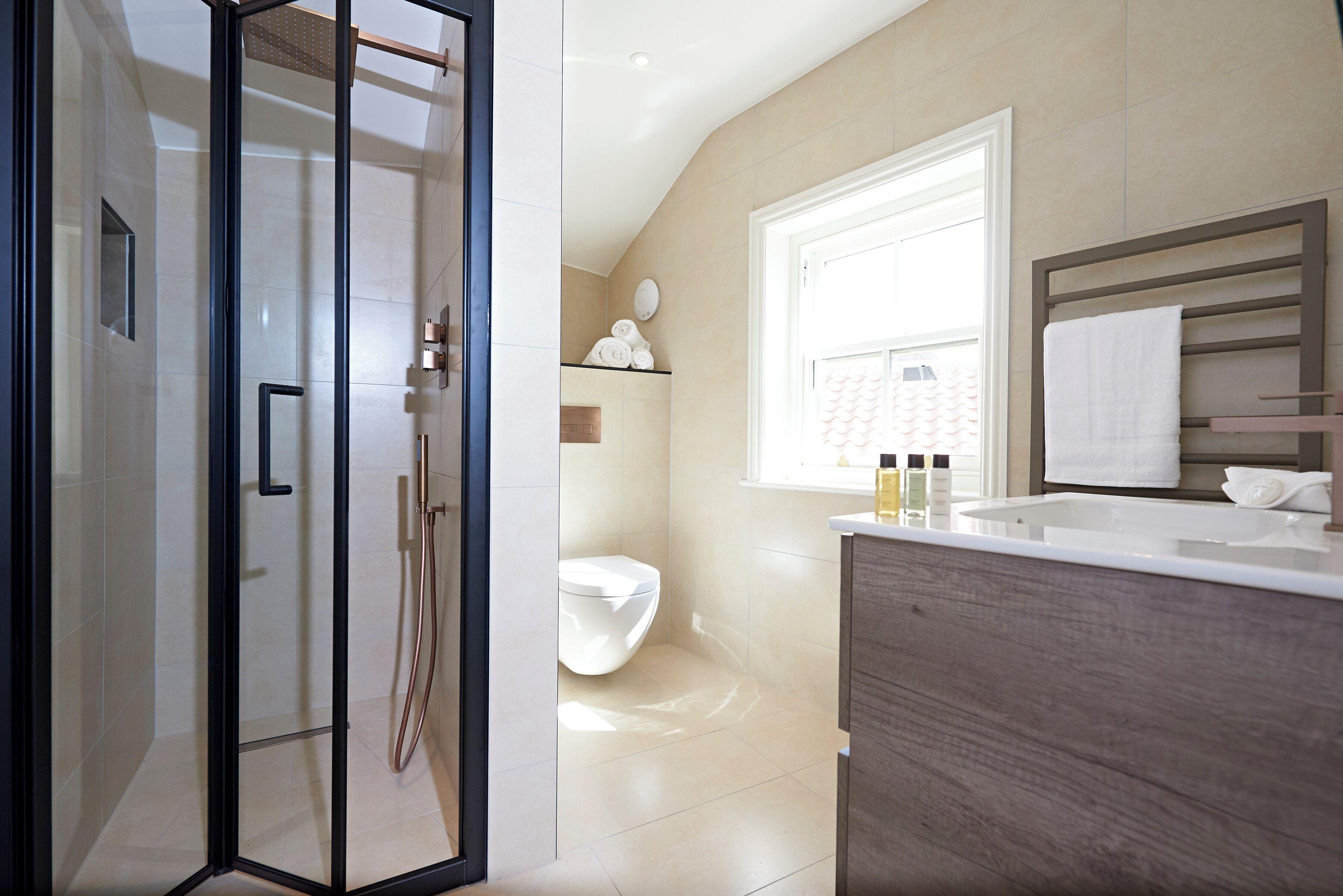 Deluxe Suite,1758835090:JPEG