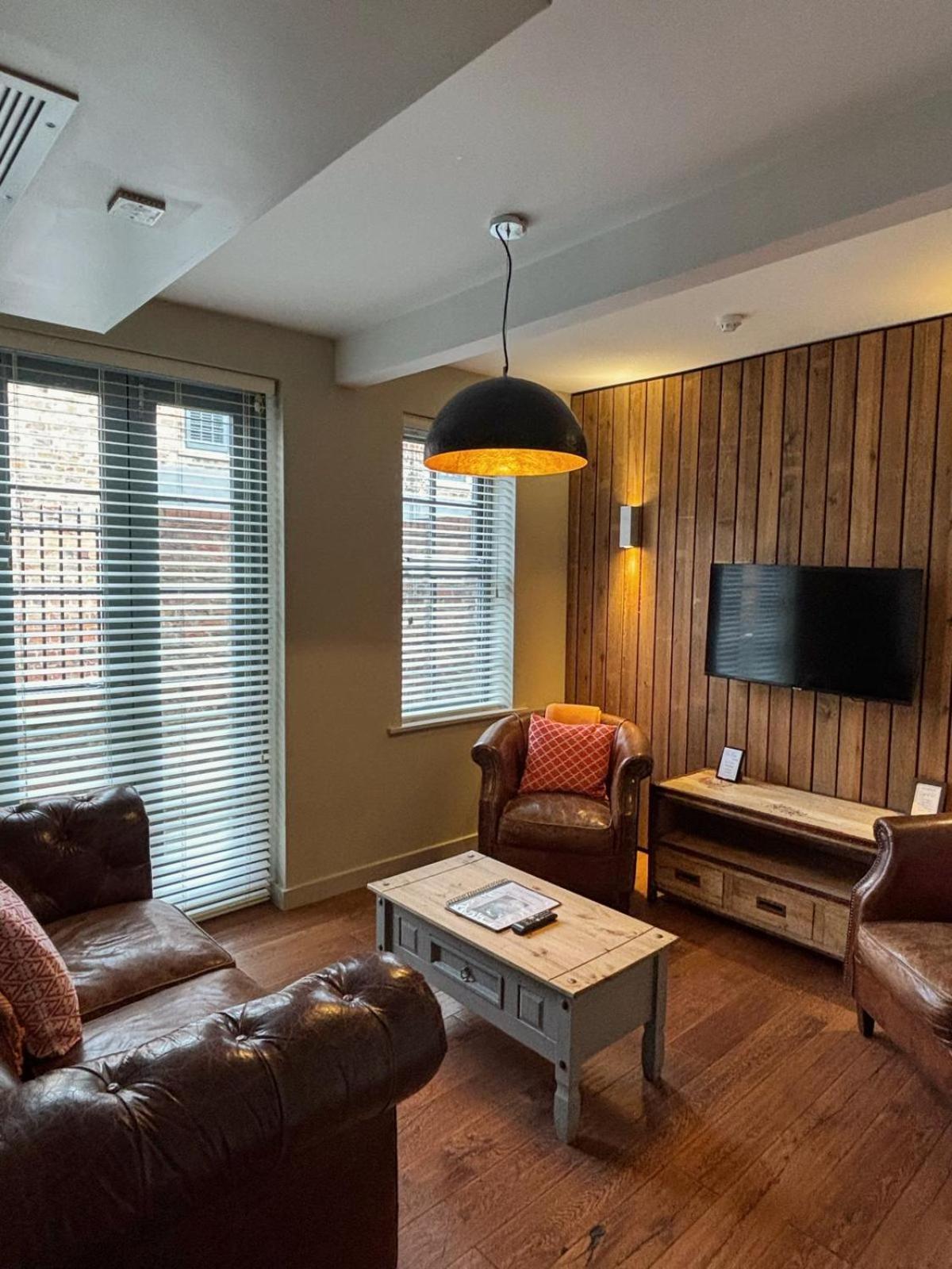 Two-Bedroom Apartment Micklegate Courtyard
