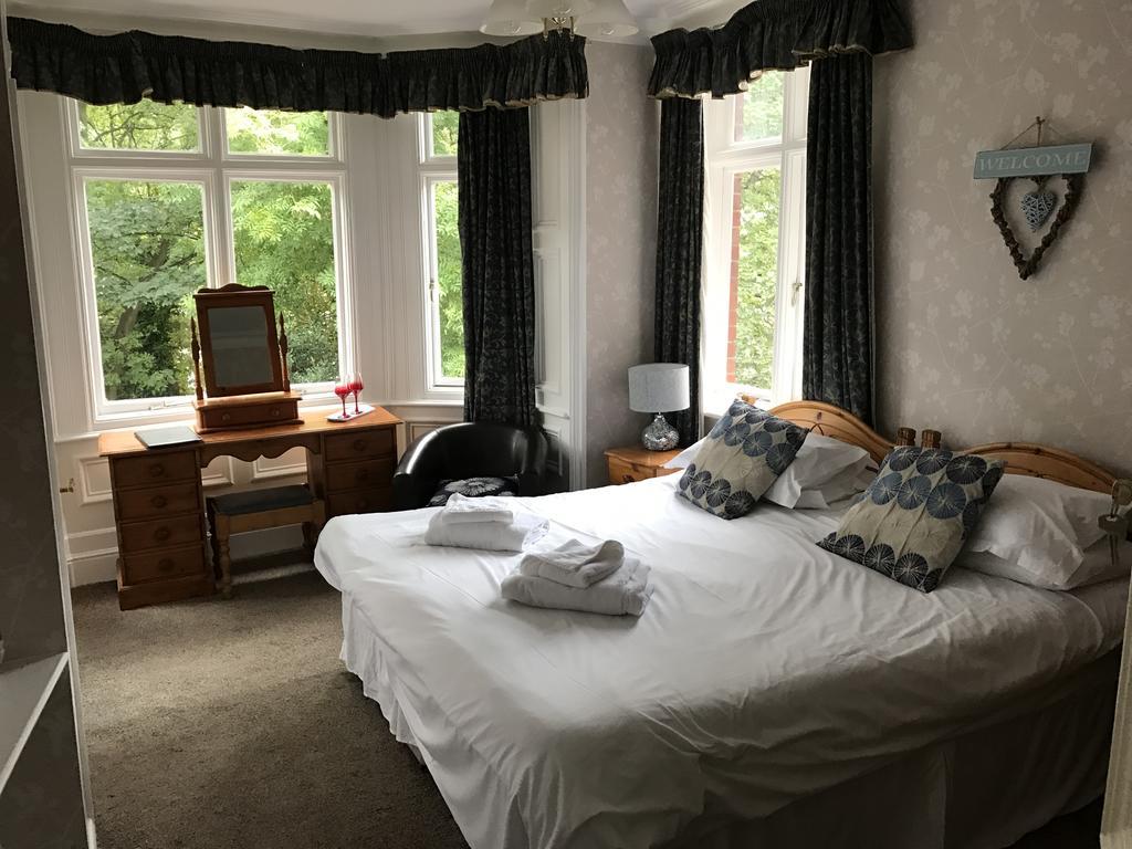 Super King or Twin Room