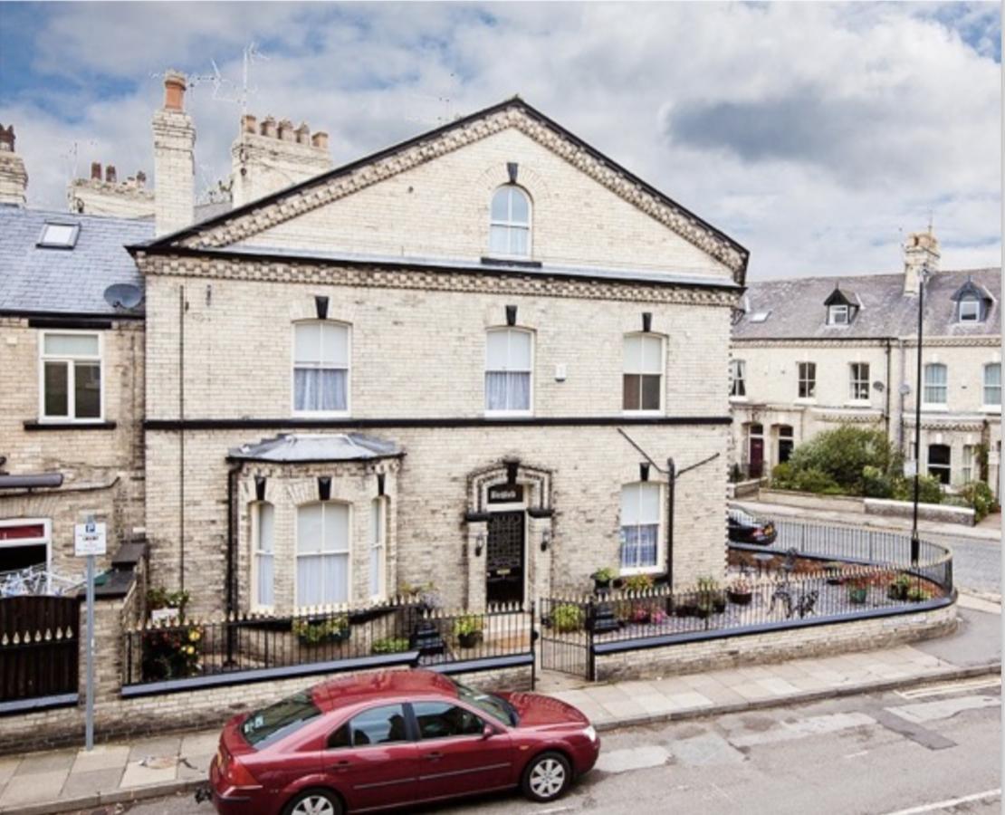 Four-Bedroom Townhouse