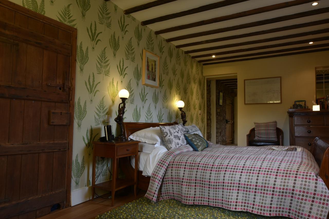 Deluxe King Suite