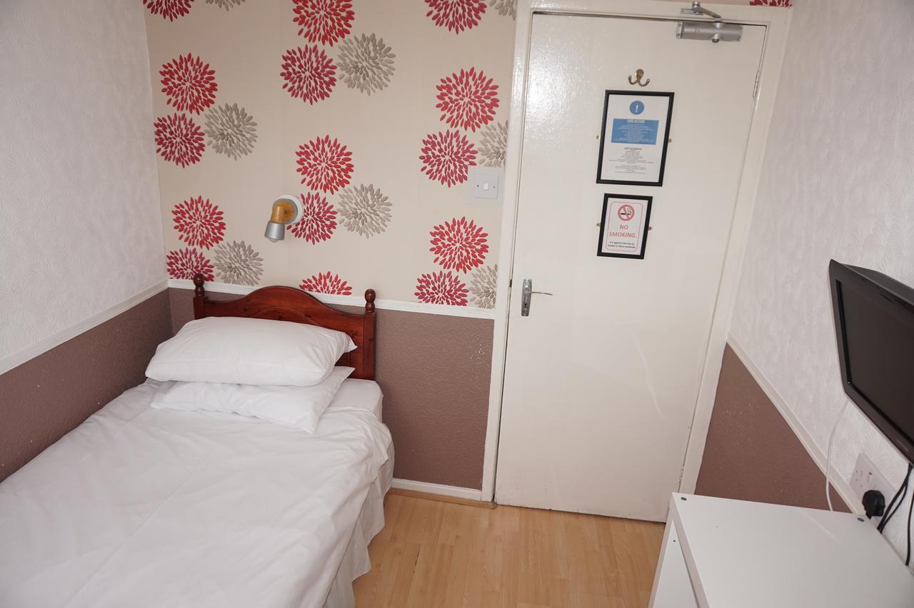Chambre Simple Standard avec Salle de Bains Commune