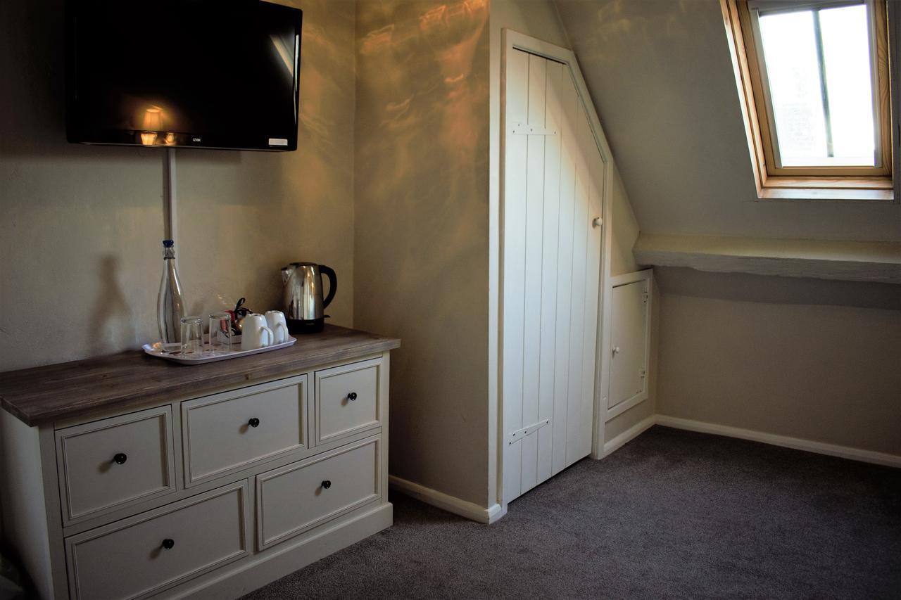 Bagatelle Small Double Fourth Floor