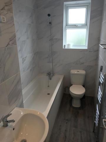 Double Room Private Bathroom